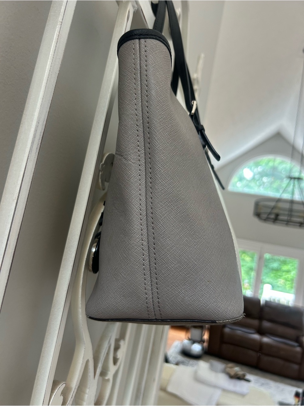Michael Kors Jet Set Travel Colorblock Tote Gray White Black Saffiano Leather - Picture 5 of 9